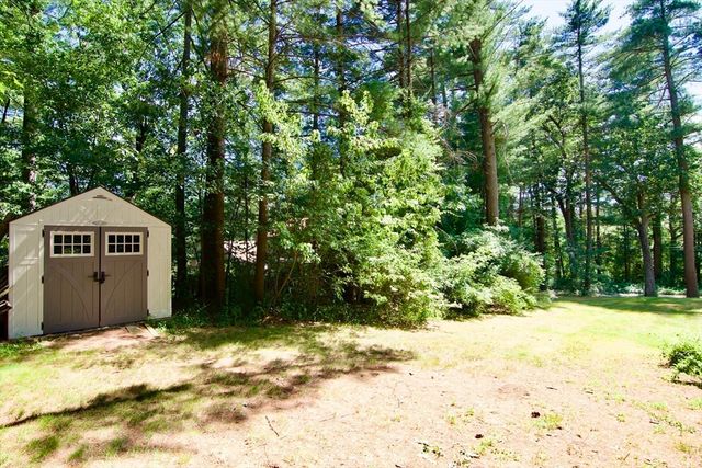 326 Flynt St, Palmer, MA 01069
