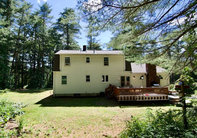326 Flynt St, Palmer, MA 01069