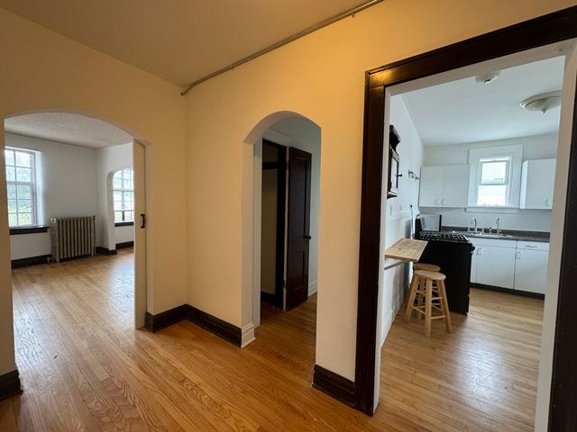 28w573 Stafford Place 5, Warrenville, IL 60555