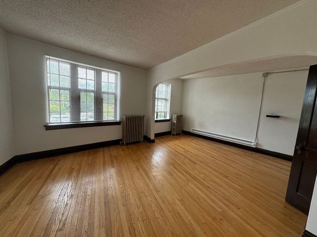 28w573 Stafford Place 5, Warrenville, IL 60555