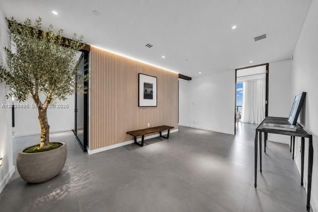 900 Biscayne Boulevard PH6205, Miami, FL 33132