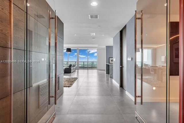 900 Biscayne Boulevard PH6205, Miami, FL 33132