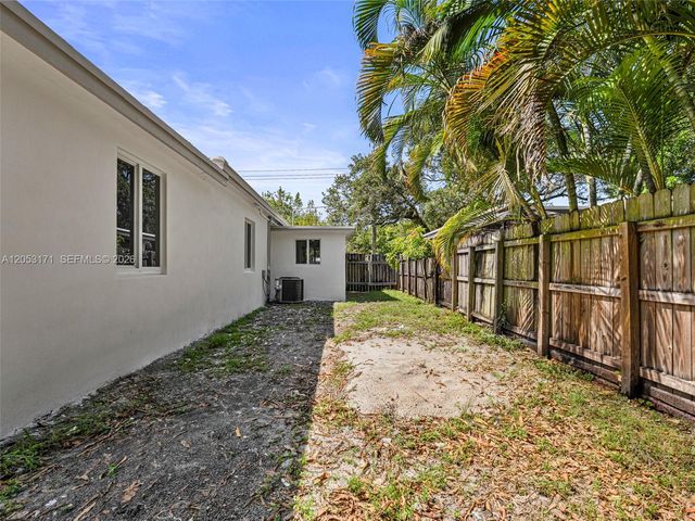 1014 SW 20th Street, Fort Lauderdale, FL 33315