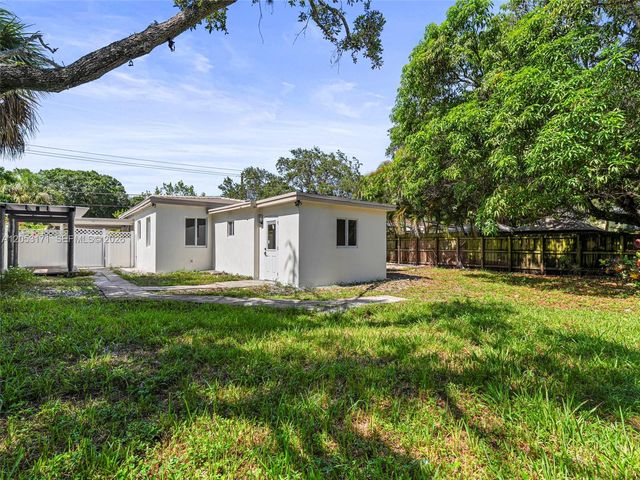 1014 SW 20th Street, Fort Lauderdale, FL 33315