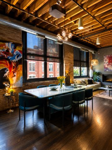 420 W Grand Avenue 2H, Chicago, IL 60654