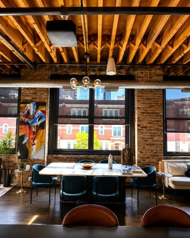 420 W Grand Avenue 2H, Chicago, IL 60654