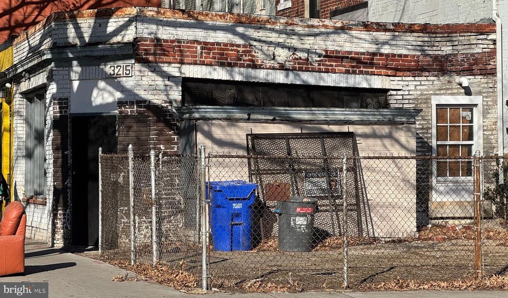 3215 GEORGIA AVE NW, Washington, DC 20010
