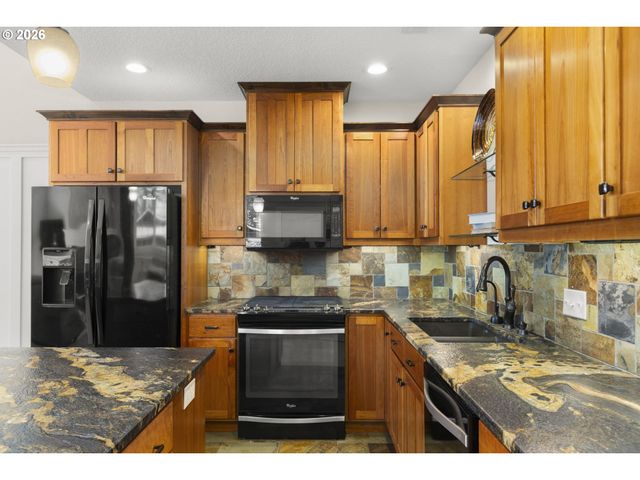 7006 Ne ELM St, Hillsboro, OR 97124