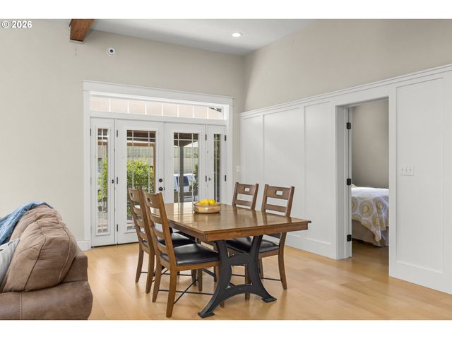 7006 Ne ELM St, Hillsboro, OR 97124