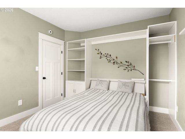 7006 Ne ELM St, Hillsboro, OR 97124