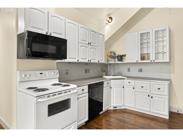 7006 Ne ELM St, Hillsboro, OR 97124