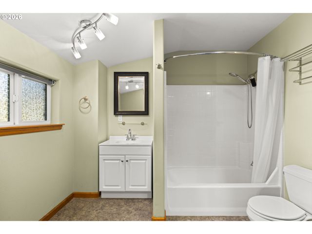 7006 Ne ELM St, Hillsboro, OR 97124