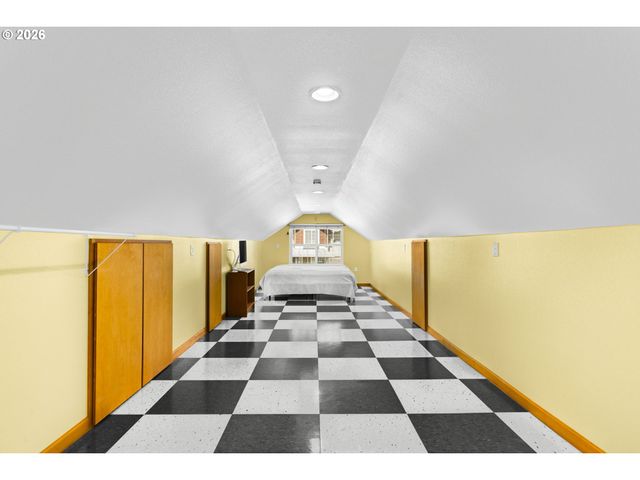 7006 Ne ELM St, Hillsboro, OR 97124