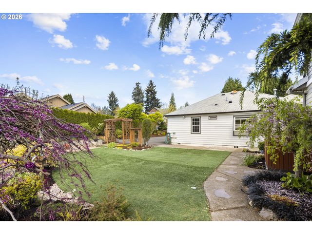 7006 Ne ELM St, Hillsboro, OR 97124