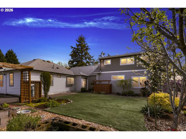 7006 Ne ELM St, Hillsboro, OR 97124