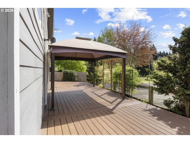 7006 Ne ELM St, Hillsboro, OR 97124