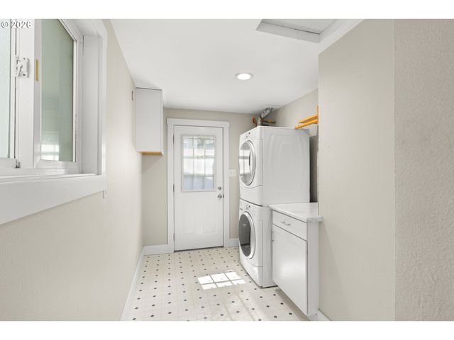 7006 Ne ELM St, Hillsboro, OR 97124