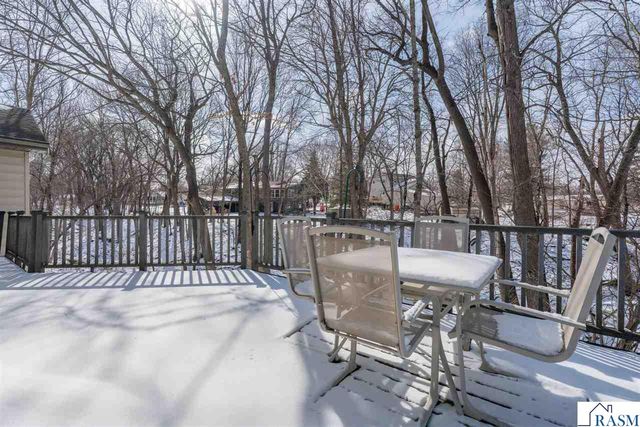 1515 Pleasant View Drive, North Mankato, MN 56003