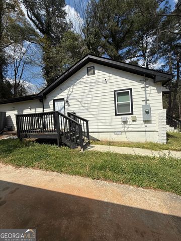 2581 Hood Avenue NW, Atlanta, GA 30318