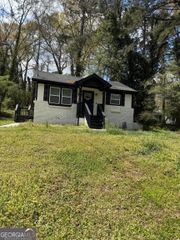 2581 Hood Avenue NW, Atlanta, GA 30318