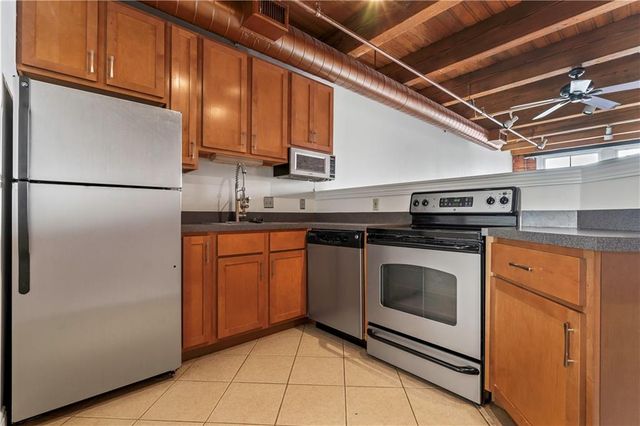 700 Broadway Boulevard 208, Kansas City, MO 64105