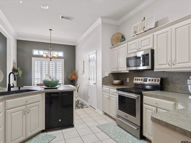 215 CR 3542, Hawkins, TX 75765