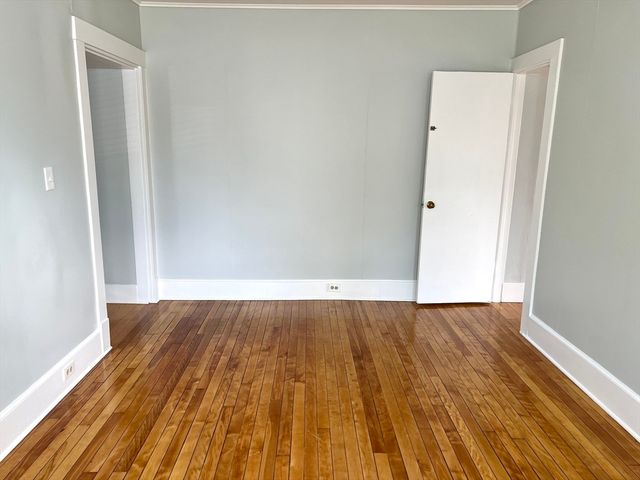 208 Irving Street 1L, Framingham, MA 01702