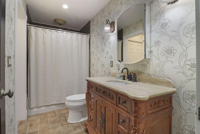 906 114th STREET, Pleasant Prairie, WI 53158