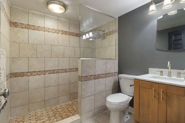 906 114th STREET, Pleasant Prairie, WI 53158