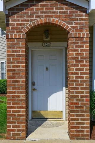 324 Stockton Ridge 121, Cranberry Twp, PA 16066