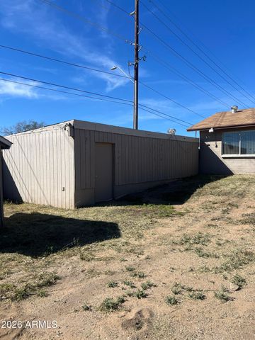 17801 N 8th Drive, Phoenix, AZ 85023