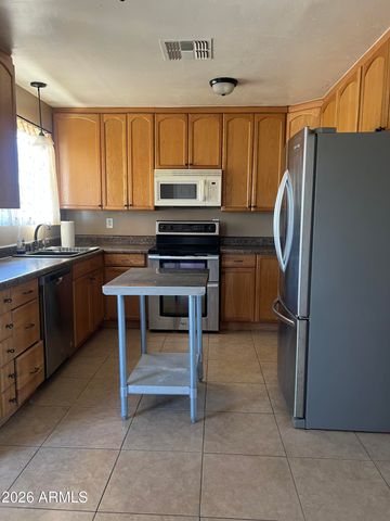 17801 N 8th Drive, Phoenix, AZ 85023