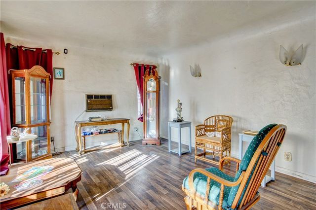 926 Spence, Los Angeles, CA 90023