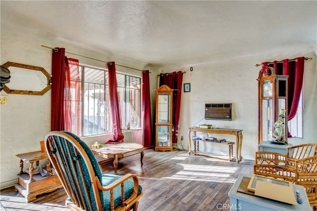 926 Spence, Los Angeles, CA 90023