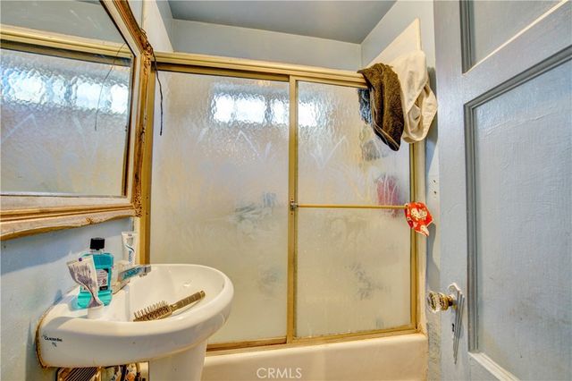 926 Spence, Los Angeles, CA 90023