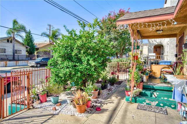 926 Spence, Los Angeles, CA 90023