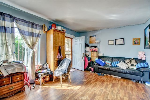 926 Spence, Los Angeles, CA 90023