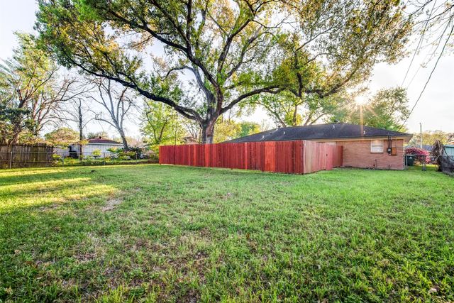 12331 Atwell Drive, Houston, TX 77035