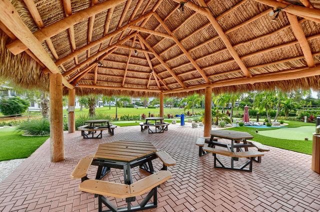 124 Ventnor F 124, Deerfield Beach, FL 33442