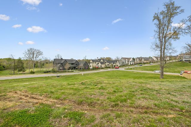7124 Lanceleaf Dr, College Grove, TN 37046