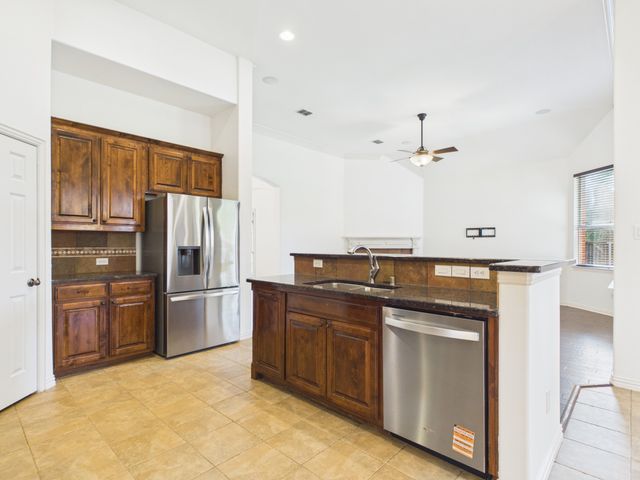 811 Ethan Road, Argyle, TX 76226