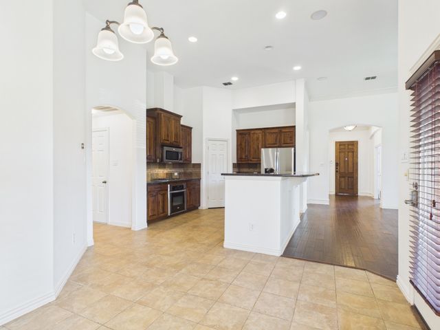 811 Ethan Road, Argyle, TX 76226