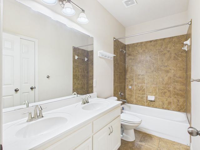 811 Ethan Road, Argyle, TX 76226