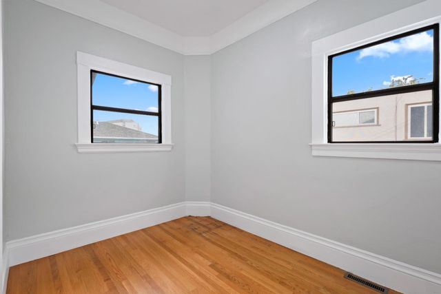 2831 21st Avenue, Oakland, CA 94606