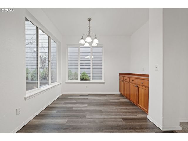 1147 Se LEANDER St, Hillsboro, OR 97123