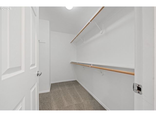 1147 Se LEANDER St, Hillsboro, OR 97123