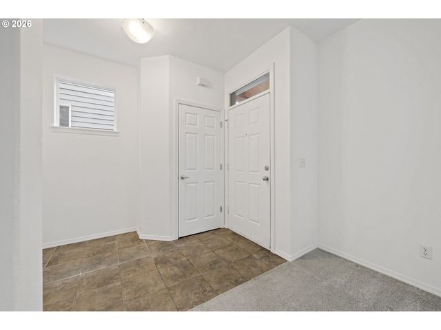 1147 Se LEANDER St, Hillsboro, OR 97123