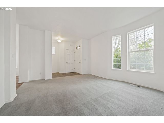 1147 Se LEANDER St, Hillsboro, OR 97123