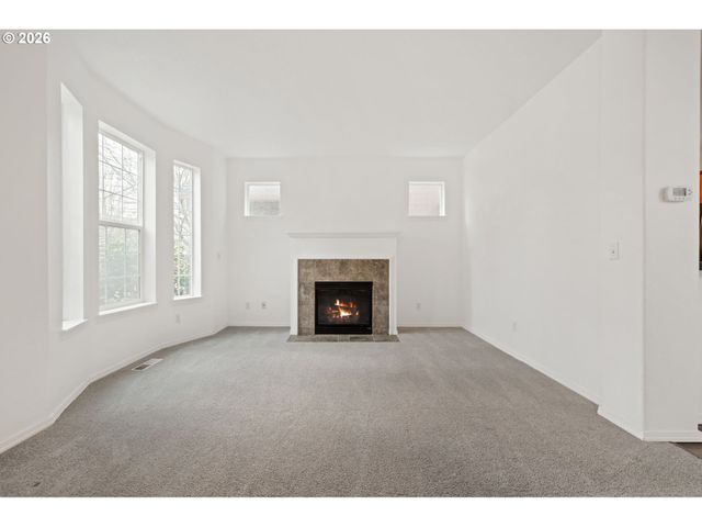 1147 Se LEANDER St, Hillsboro, OR 97123