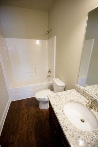 232 Epps Bridge Road 13H, Athens, GA 30606